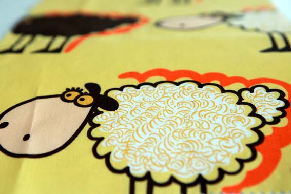uubo posteljnina funny sheep